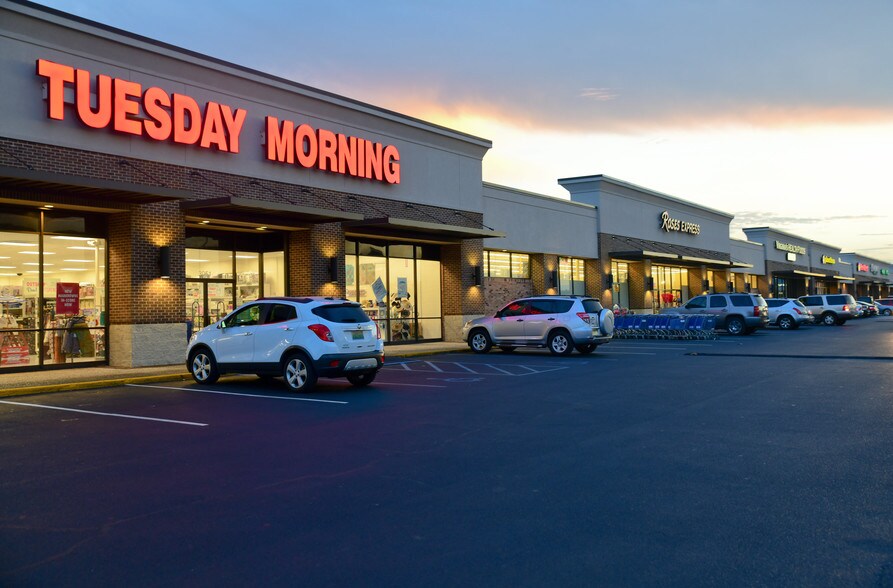 3081 Dauphin St, Mobile, AL à louer - Photo de l’immeuble – Image 2 sur 5