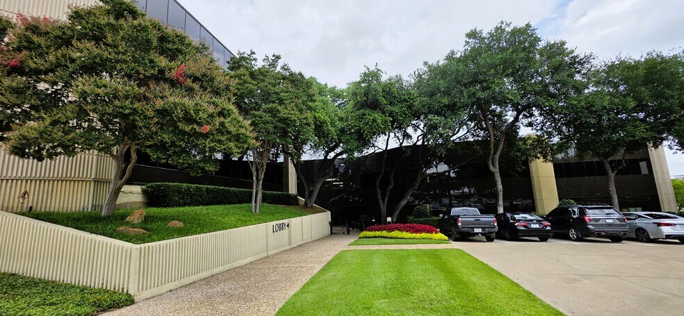 4545 Fuller Dr, Irving, TX à louer - Photo de l’immeuble – Image 2 sur 39