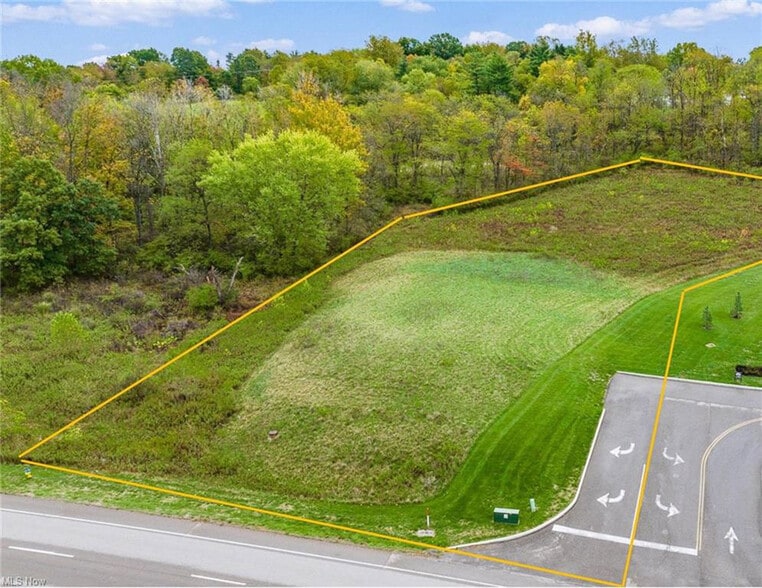 Northpointe Dr, Zanesville, OH à vendre - Photo de l’immeuble – Image 3 sur 16