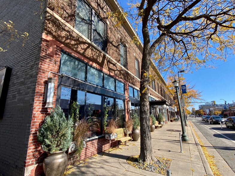 2548 Nicollet Ave, Minneapolis, MN à louer - Photo de l’immeuble – Image 3 sur 14
