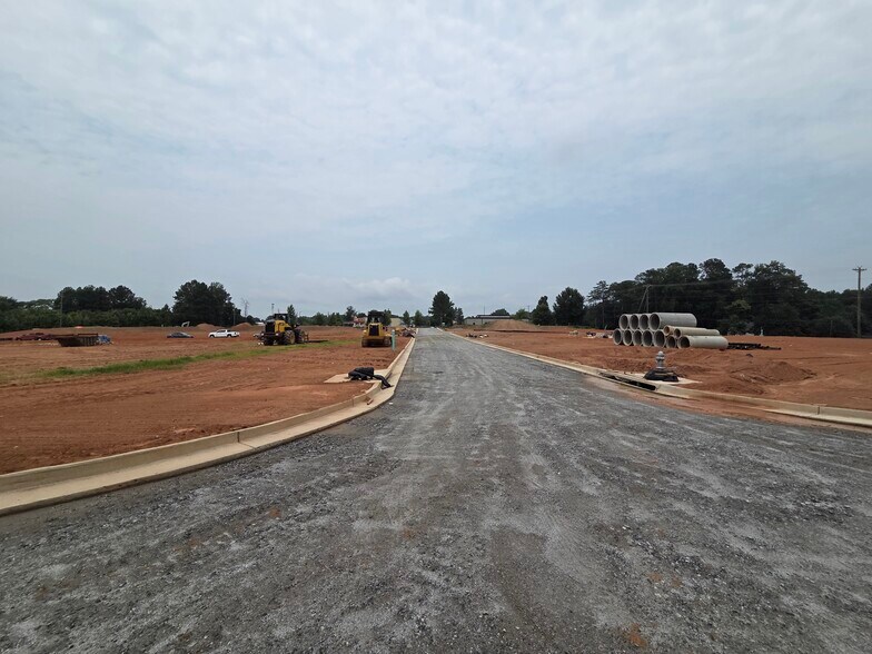 6892 Hickory Flat hwy, Holly Springs, GA à vendre - Photo de la construction – Image 3 sur 7