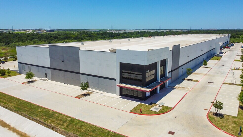 10111 Hill Ln, Manor, TX à louer - Photo de l’immeuble – Image 2 sur 8