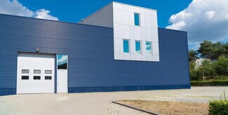 Plus de détails pour Local d'activités à louer