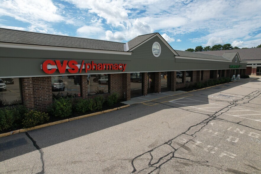 770 Roosevelt Trl, Windham, ME à louer - Photo de l’immeuble – Image 3 sur 4