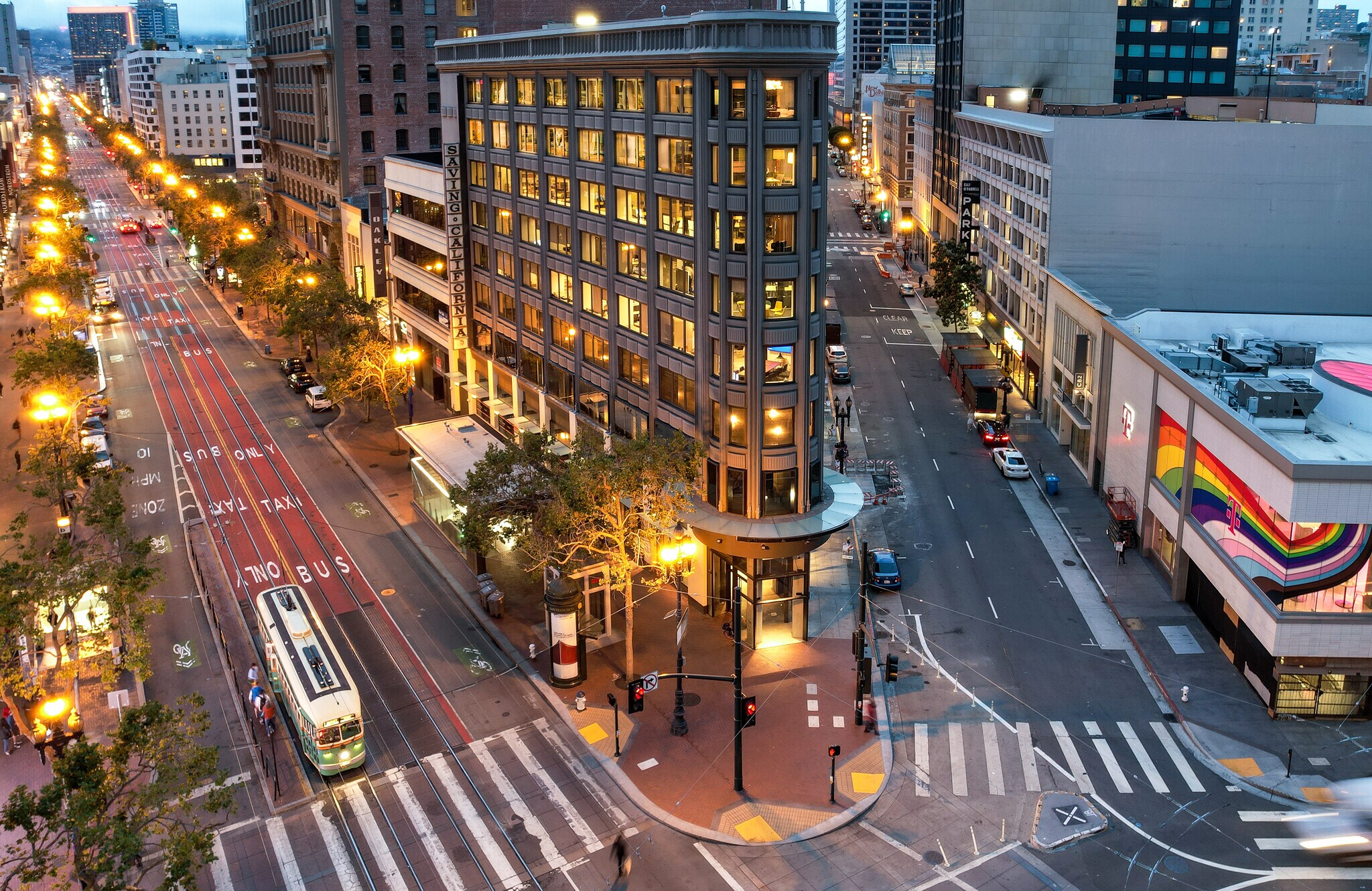 800-830 Market St, San Francisco, CA à louer Photo de l’immeuble– Image 1 sur 6