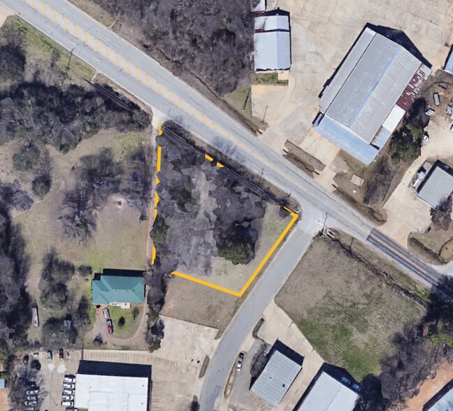 2936 Teague, Tyler, TX à vendre - Photo de l’immeuble – Image 2 sur 12