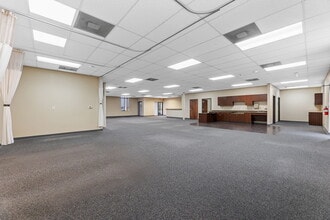 8111 Cypresswood Dr, Spring, TX à louer Photo intérieure– Image 1 sur 5