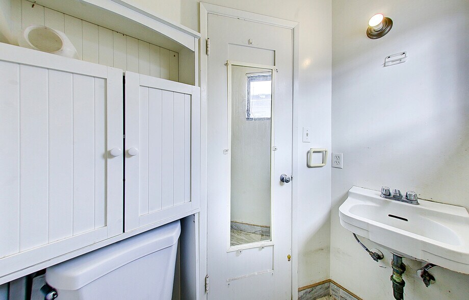 1521 N Broadway, Santa Ana, CA à vendre - Photo intérieure – Image 3 sur 25