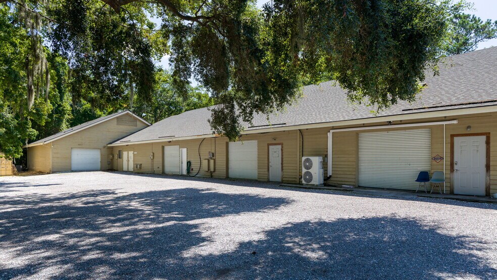 9 Hunter Rd, Hilton Head, SC à vendre - Photo de l’immeuble – Image 2 sur 17