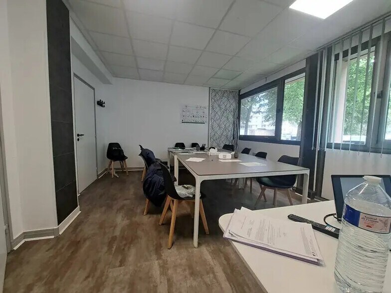 Bureau dans Rouen à vendre - Photo intérieure – Image 1 sur 6