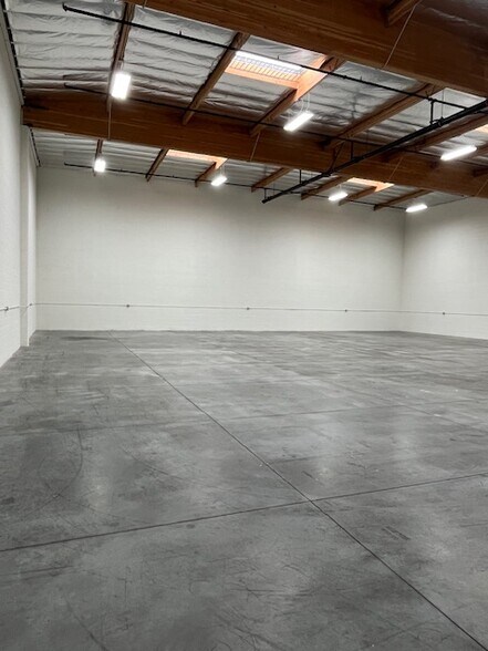 2310 Seaman Ave, South El Monte, CA à louer - Photo de l’immeuble – Image 3 sur 10