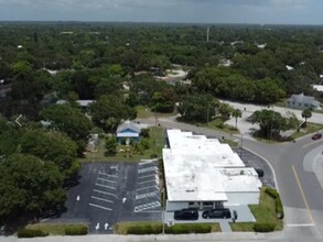 1800 Okeechobee Rd, Fort Pierce, FL - VUE AÉRIENNE  vue de carte - Image1