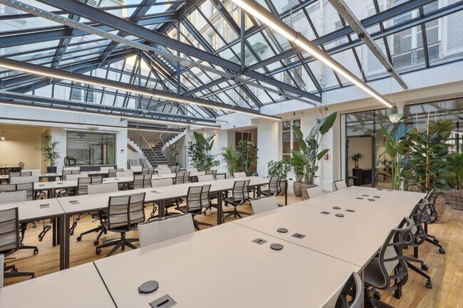 Plus de détails pour 25 Rue Du Petit Musc, Paris - Bureau à louer