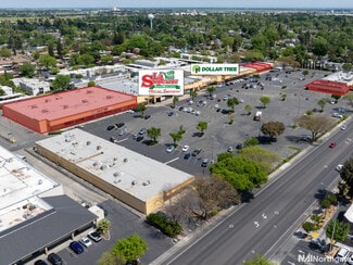 Plus de détails pour 6-52 W Court St, Woodland, CA - Local commercial à louer