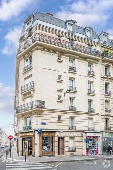 22 Rue Des Plantes, Paris à louer - Photo de l’immeuble – Image 2 sur 2