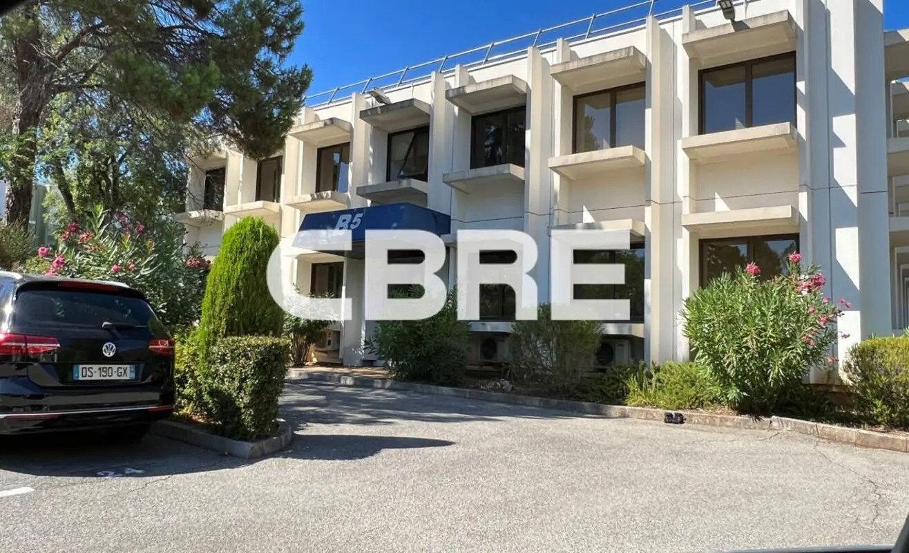 Bureau dans Valbonne à louer Photo de l’immeuble– Image 1 sur 11