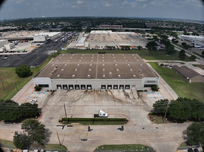 1825 Westpark Dr, Grand Prairie, TX à louer – Image 2 sur 23