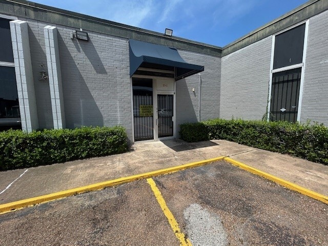 4800 W 34th St, Houston, TX à louer Photo de l’immeuble– Image 1 sur 2