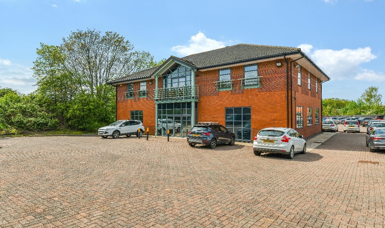 Ruddington Ln, Nottingham à louer Photo de l’immeuble– Image 1 sur 2