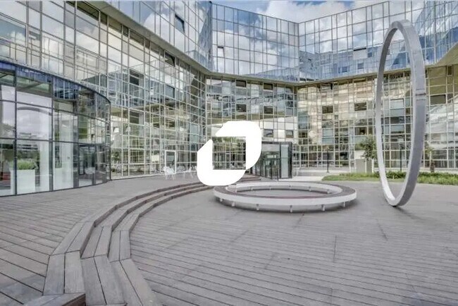 Plus de détails pour Bureau à louer