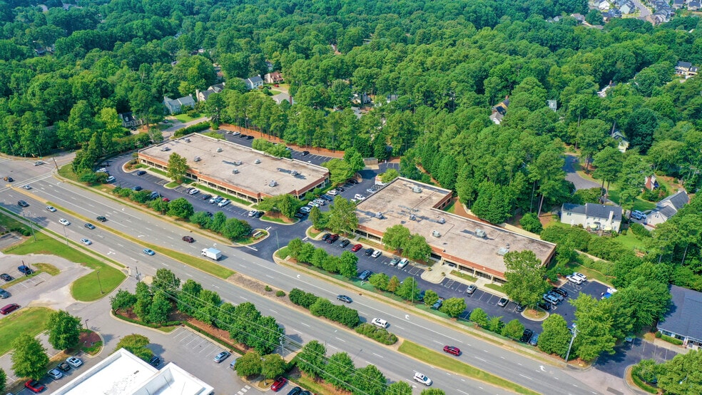 7101 Creedmoor Rd, Raleigh, NC à louer - Aérien – Image 2 sur 23
