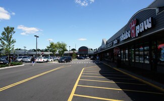 Plus de détails pour 265-285 S Broadway, Hicksville, NY - Local commercial à louer