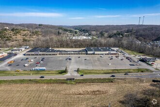 142 Hocking Mall, Logan, OH - Vue aérienne vue de carte - Image1