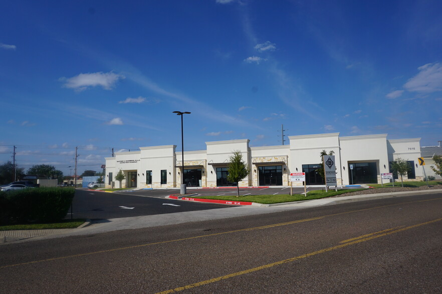 7616 Rocio Dr, Laredo, TX à louer - Photo de l’immeuble – Image 2 sur 11