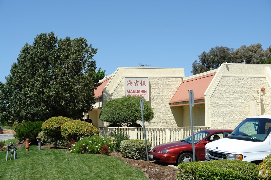 5560 Santa Teresa Blvd, San Jose, CA à louer - Photo de l’immeuble – Image 2 sur 7