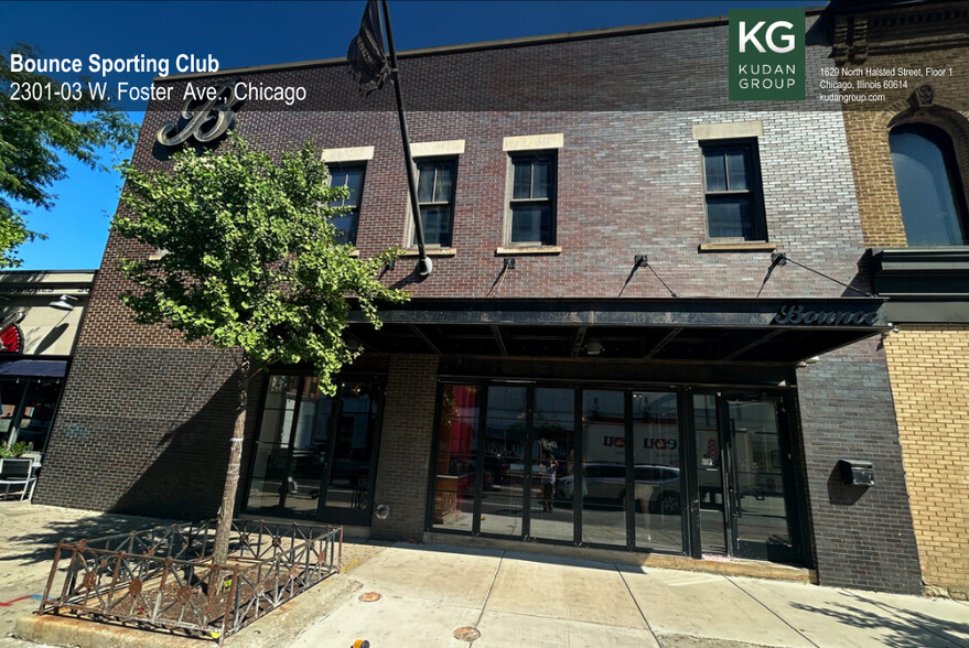 324-326 W Chicago Ave, Chicago, IL à vendre - Photo de l’immeuble – Image 1 sur 13