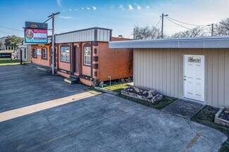 Plus de détails pour 421 N Virginia St, Port Lavaca, TX - Local commercial à vendre
