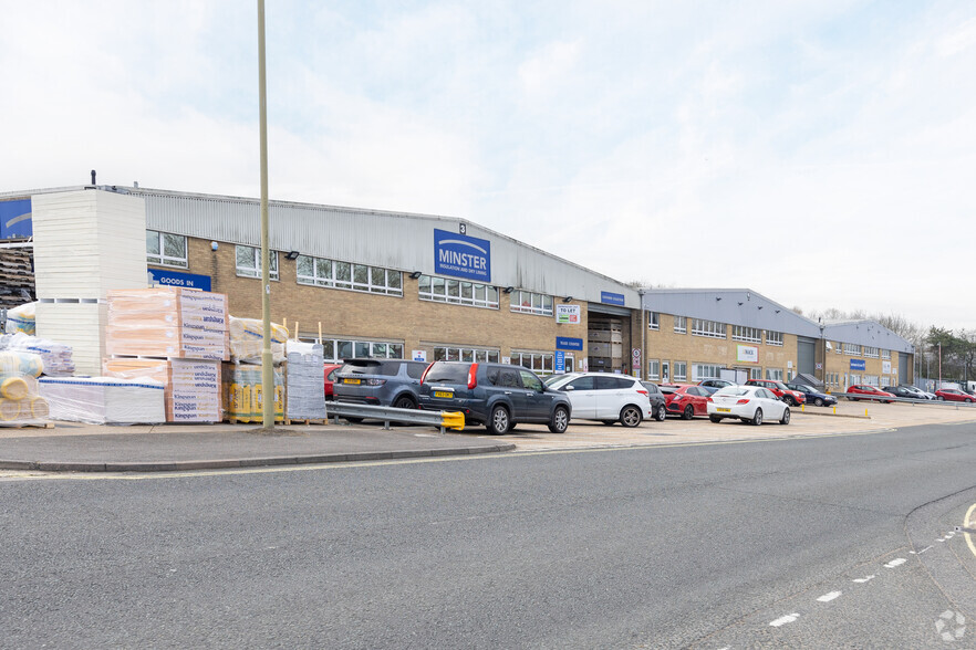 Mauretania Rd, Nursling à louer - Photo de l’immeuble – Image 3 sur 3
