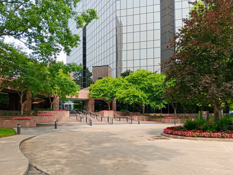 3102 West End Ave, Nashville, TN à louer - Photo intérieure – Image 3 sur 18