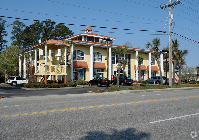 887 Lake Arrowhead Rd, Myrtle Beach, SC à louer - Photo principale – Image 1 sur 2