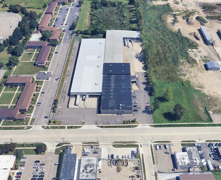 30450 Little Mack Ave, Roseville, MI à louer - Aérien – Image 2 sur 9