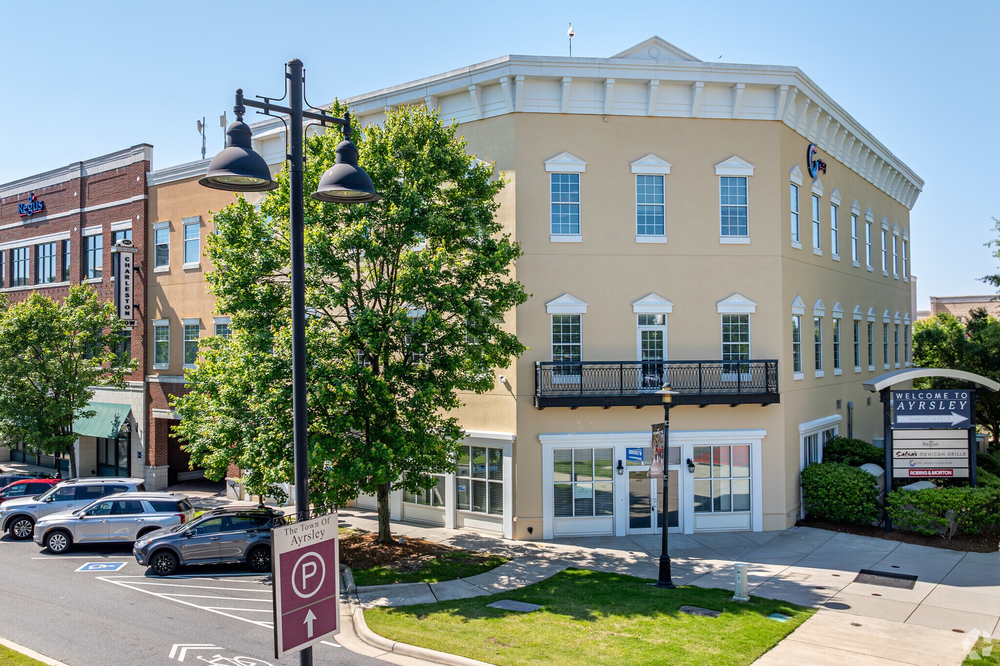 2015 Ayrsley Town Blvd, Charlotte, NC à louer Photo principale– Image 1 sur 40