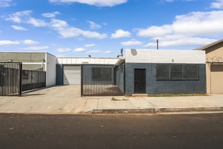 Plus de détails pour 14117-14123 Bessemer St, Van Nuys, CA - Industriel/Logistique à louer