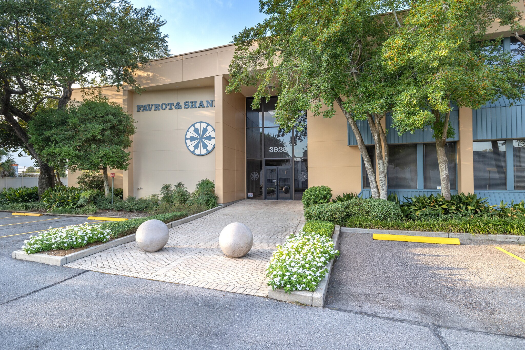 3925 N I-10 Service Rd, Metairie, LA à louer Photo de l’immeuble– Image 1 sur 26