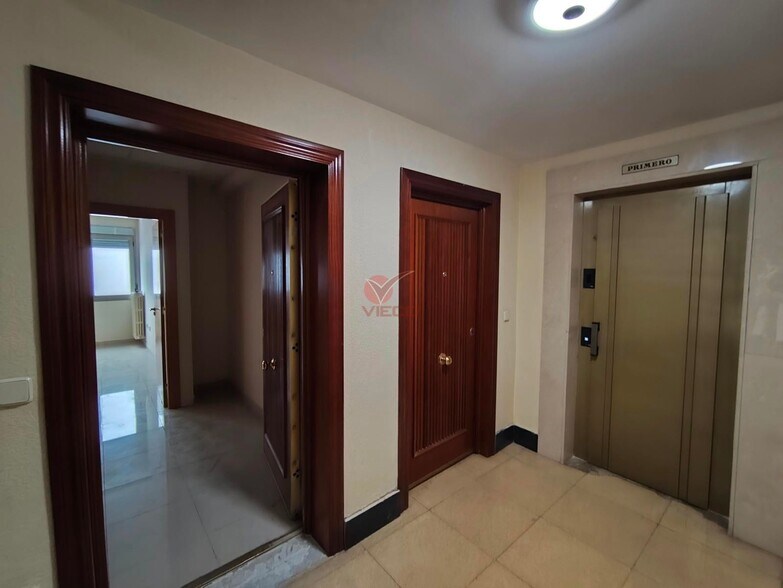 Immeuble residentiel dans Cuenca, Cuenca à vendre - Photo de l’immeuble – Image 1 sur 1