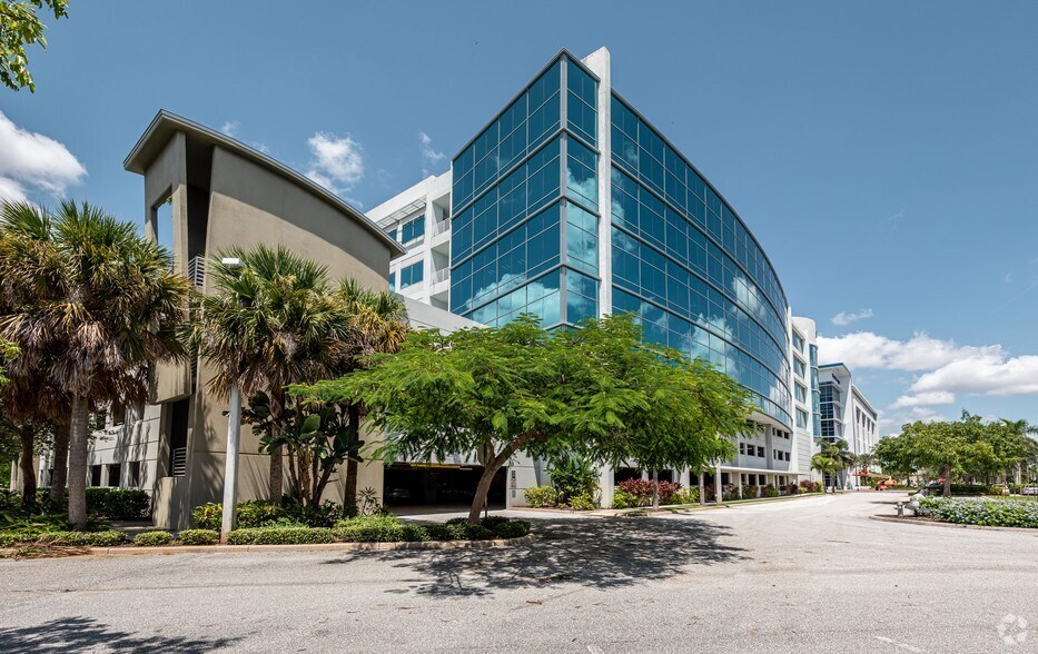 4855 Technology Way, Boca Raton, FL à louer - Photo de l’immeuble – Image 2 sur 5