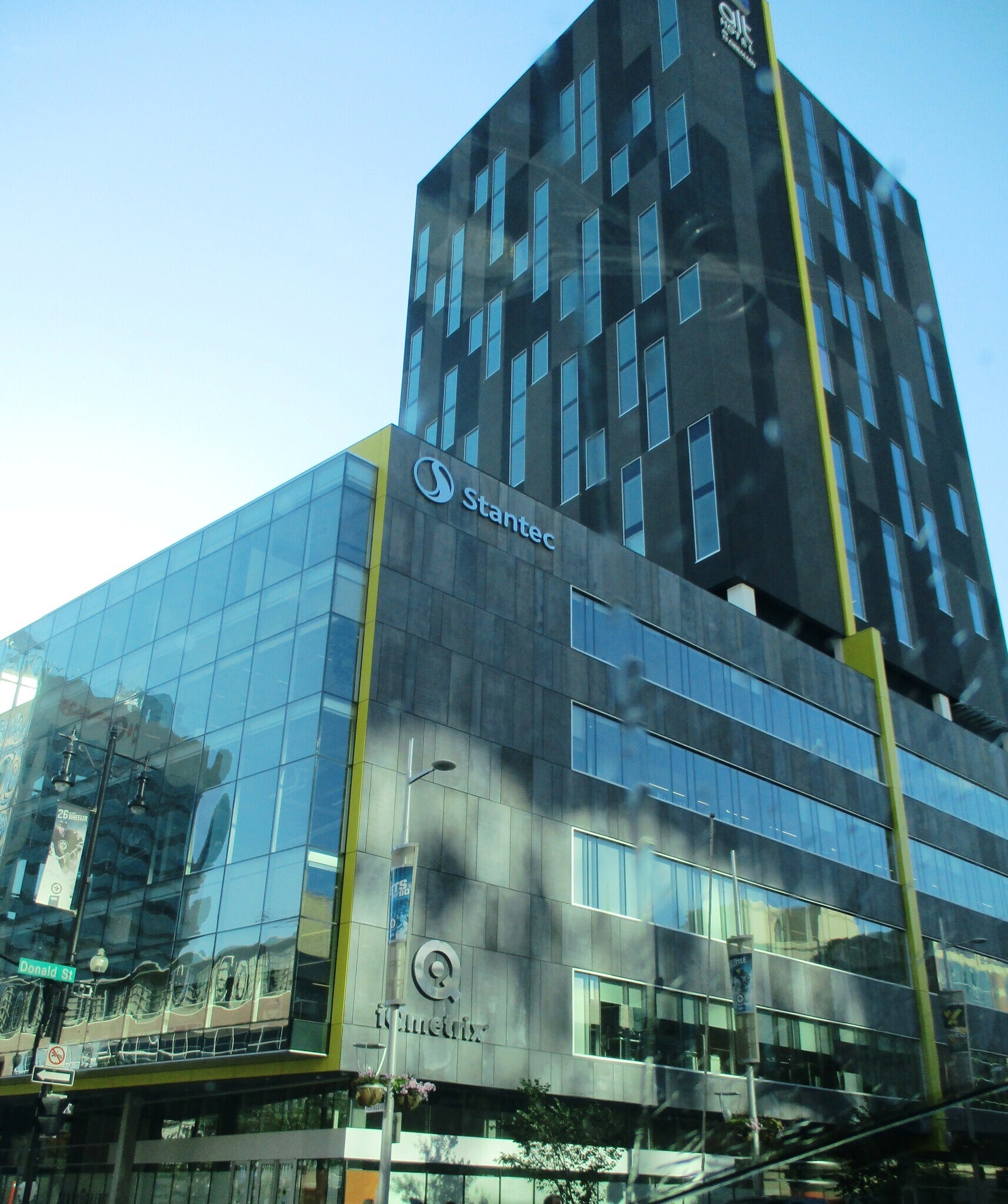 314 Donald St, Winnipeg, MB à louer Photo de l’immeuble– Image 1 sur 13