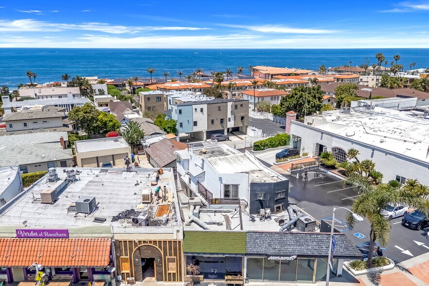 7410 La Jolla Blvd, La Jolla, CA à louer - Photo de l’immeuble – Image 2 sur 17