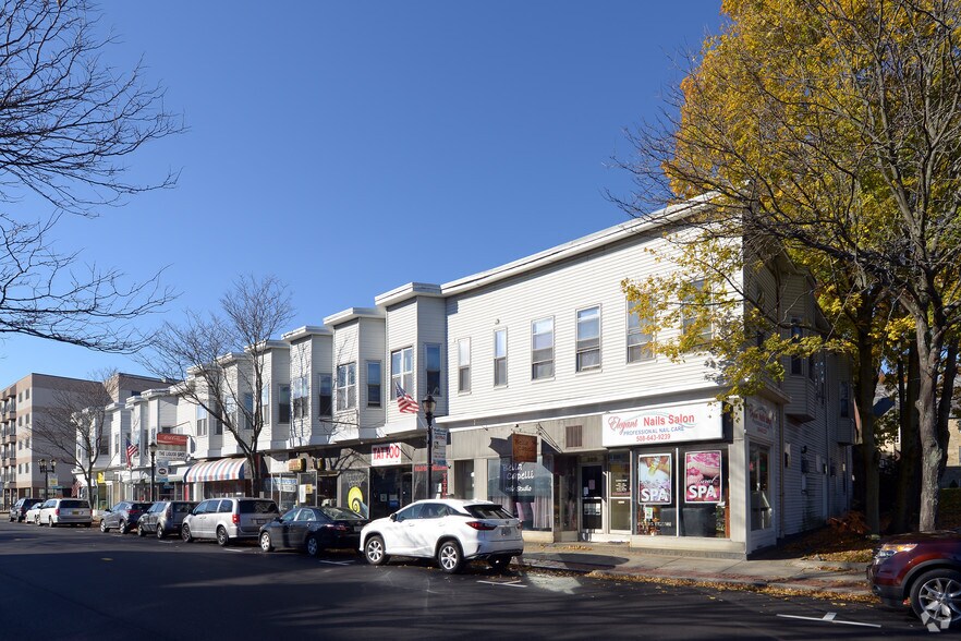 78-102 N Washington St, North Attleboro, MA à louer - Photo de l’immeuble – Image 3 sur 5