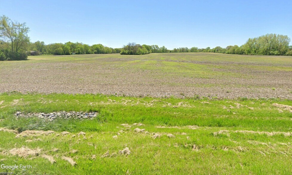 2805 69th ave, Merrillville, IN à vendre - Photo de l’immeuble – Image 3 sur 4