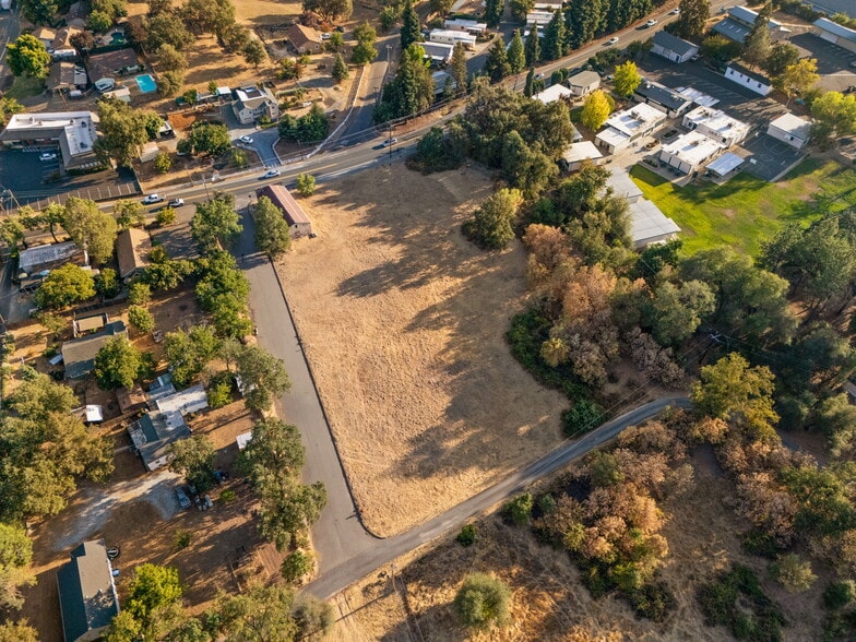 425 Pleasant Valley Rd, Diamond Springs, CA à vendre - Aérien – Image 2 sur 21