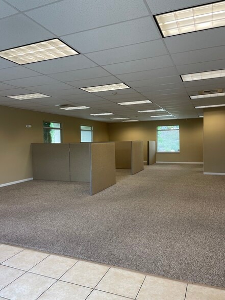 1190 Selmi Dr, Reno, NV à louer - Photo de l’immeuble – Image 2 sur 12