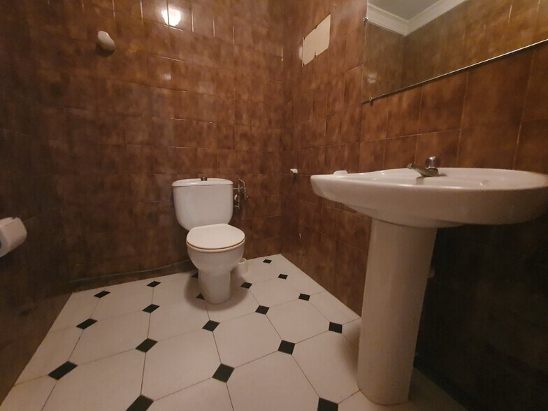 Local commercial dans Ontinyent, Valencia à louer - Photo de l’immeuble – Image 3 sur 4