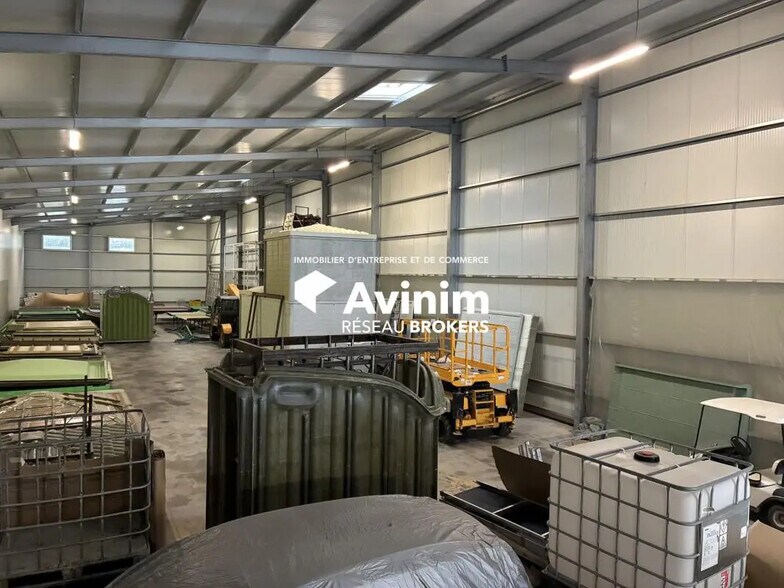 Industriel/Logistique dans Gémenos à louer - Photo intérieure – Image 2 sur 5