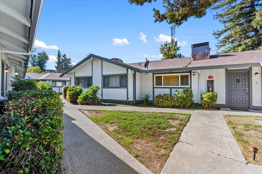 2316 Villanova Cir, Sacramento, CA à vendre - Photo de l’immeuble – Image 3 sur 54