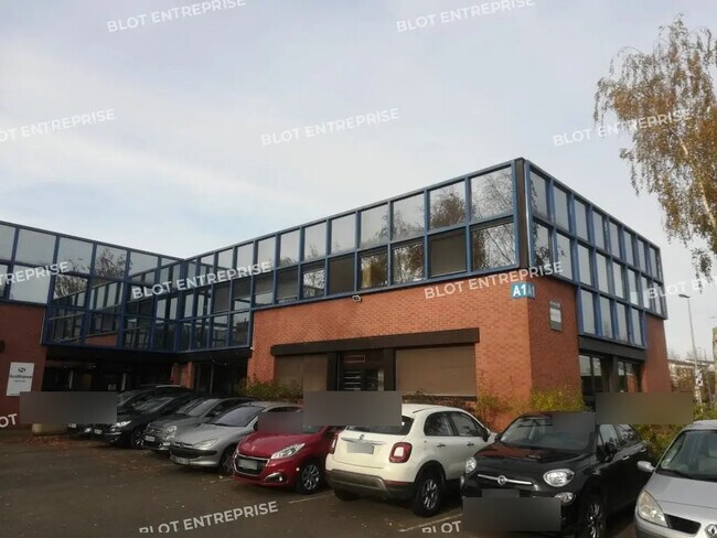 Plus de détails pour Bureau à louer